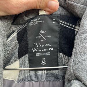 Gap wool puffer vest